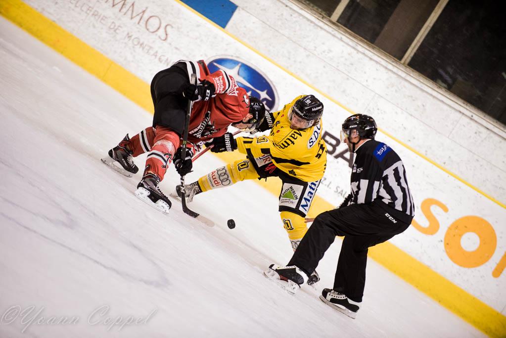 Chamonix  1 - 3 Rouen