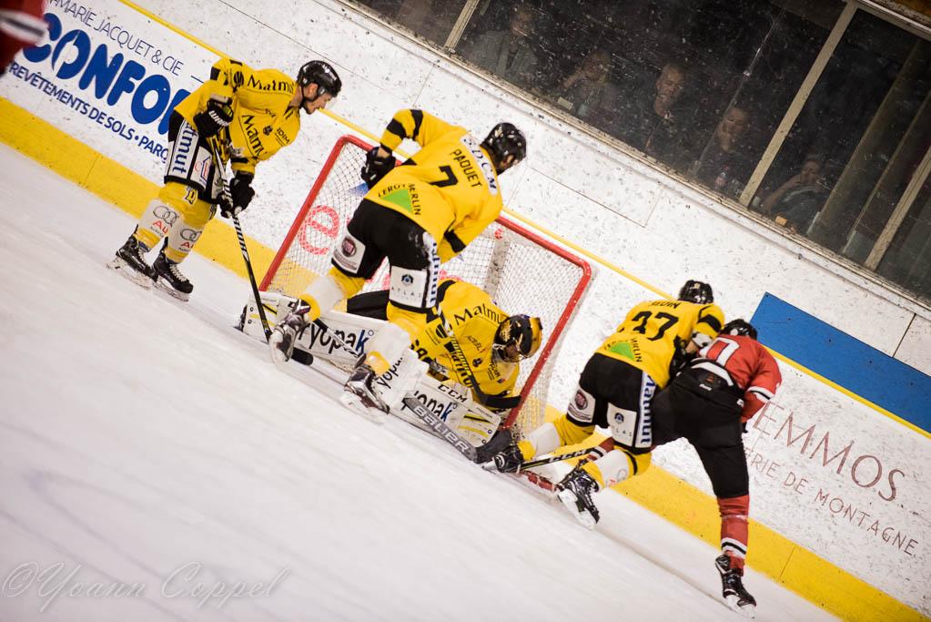 Chamonix  1 - 3 Rouen