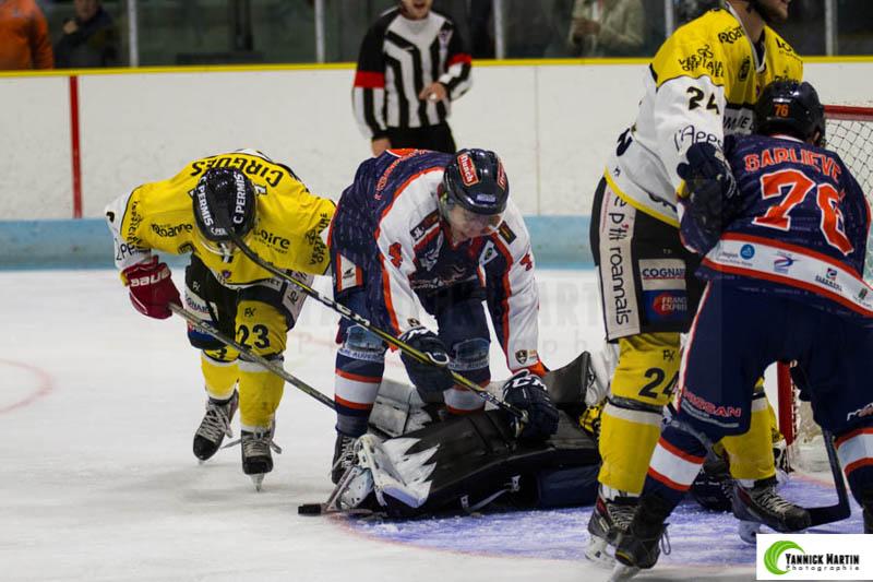 Clermont-Ferrand 8 - 5 Roanne