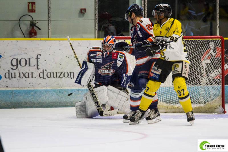 Clermont-Ferrand 8 - 5 Roanne