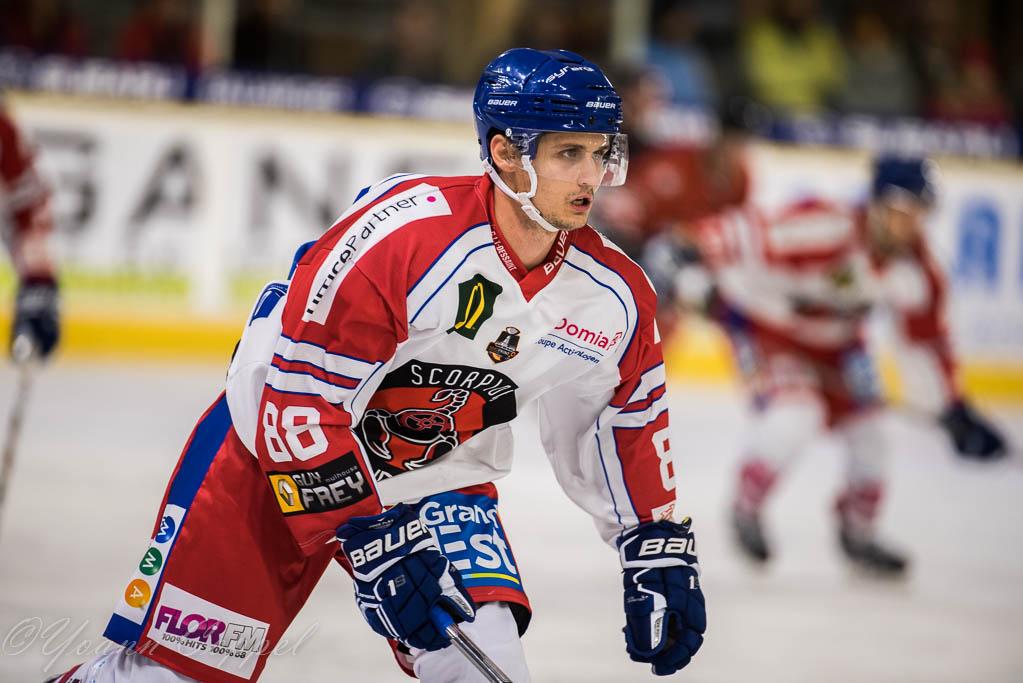 Chamonix  4 - 3 Mulhouse