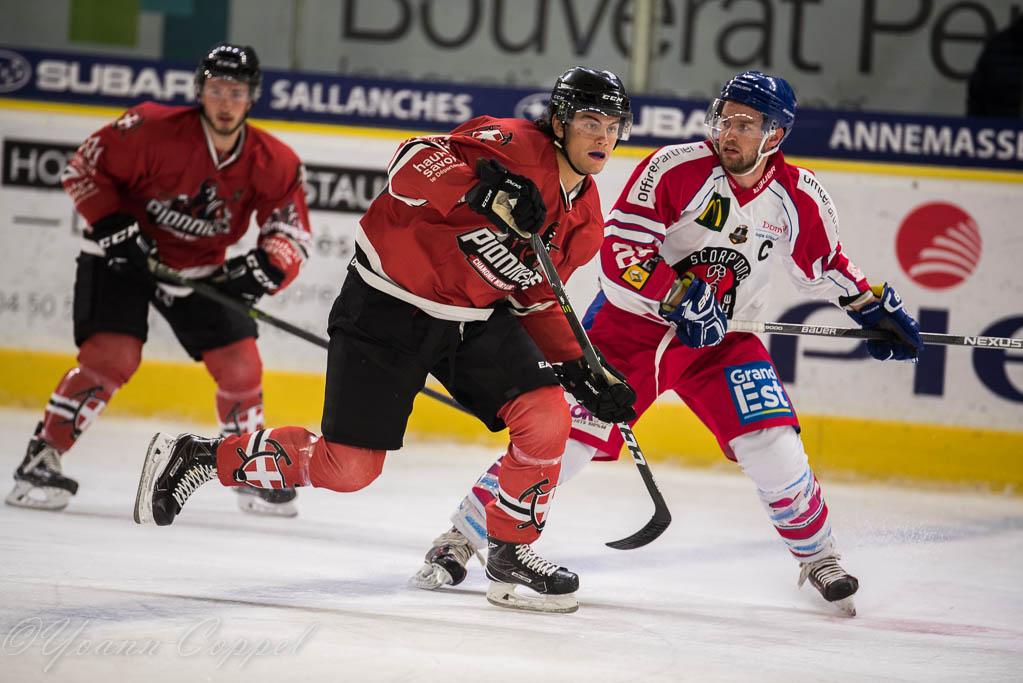 Chamonix  4 - 3 Mulhouse