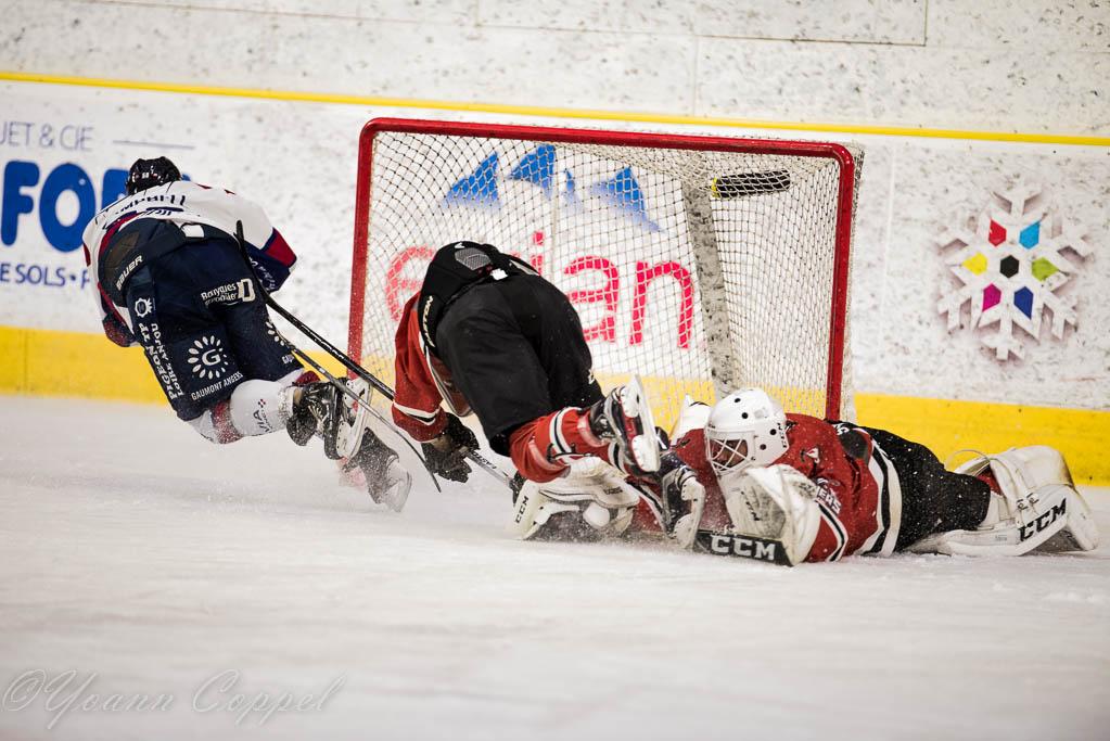 Chamonix  5 - 4 Angers 