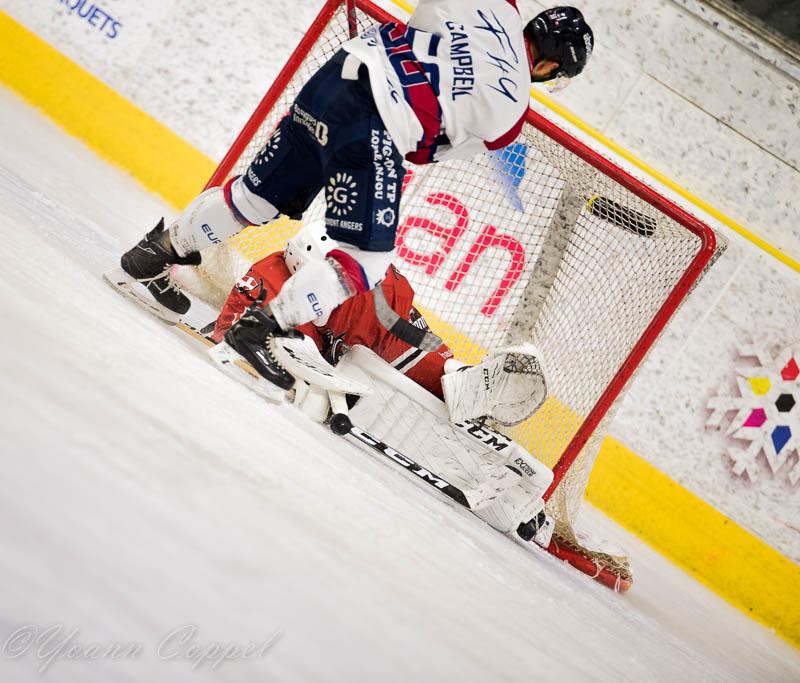 Chamonix  5 - 4 Angers 