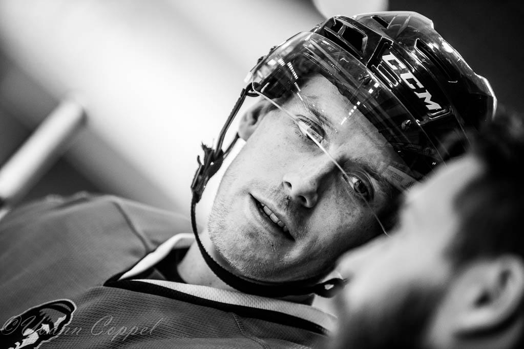 Chamonix  5 - 4 Angers 