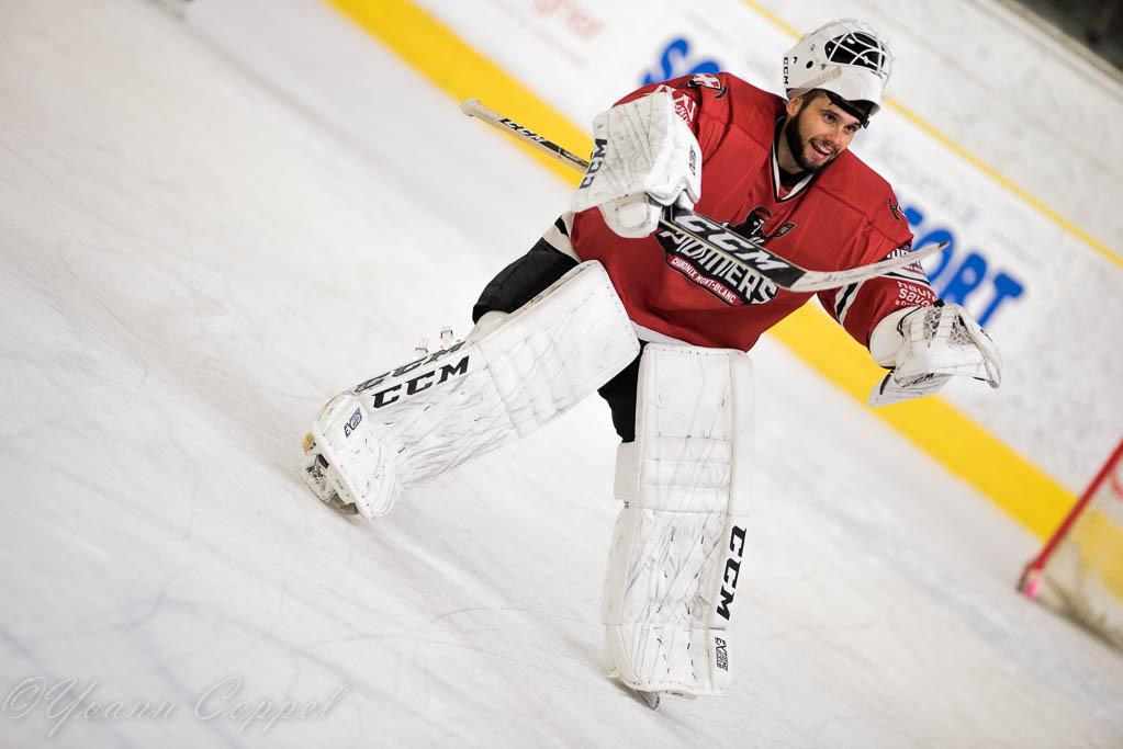 Chamonix  5 - 4 Angers 