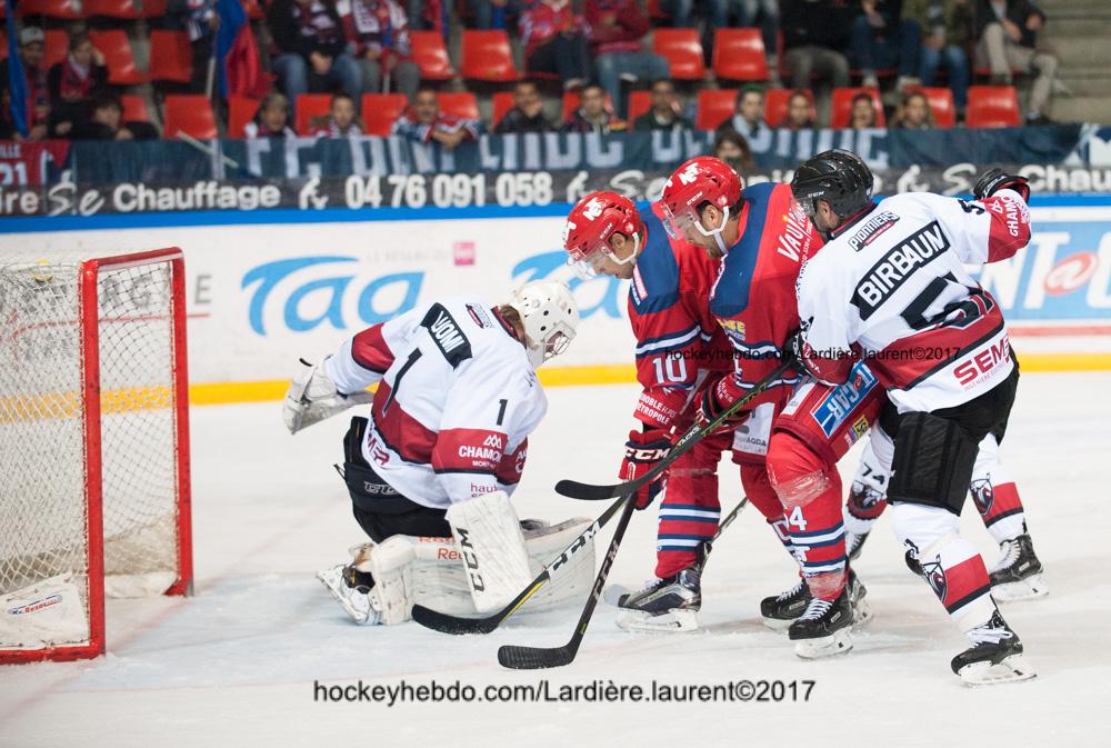 Grenoble  4 - 0 Chamonix 