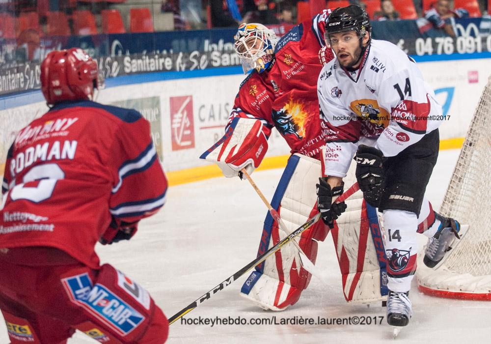 Grenoble  4 - 0 Chamonix 