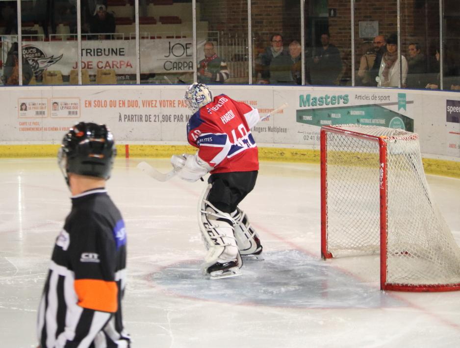 Angers  5 - 4 Strasbourg 