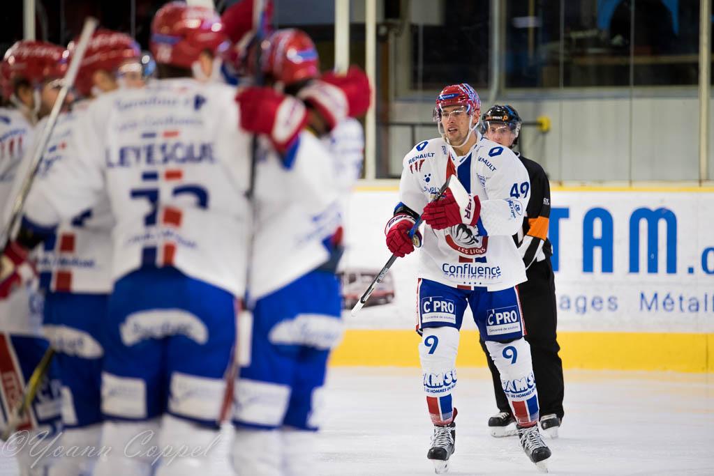 Chamonix  0 - 8 Lyon