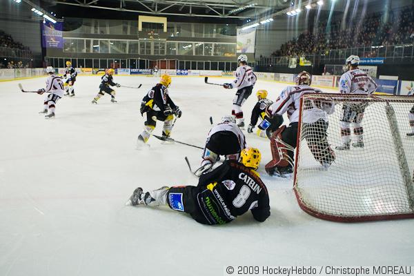 Strasbourg  0 - 4 Briançon 