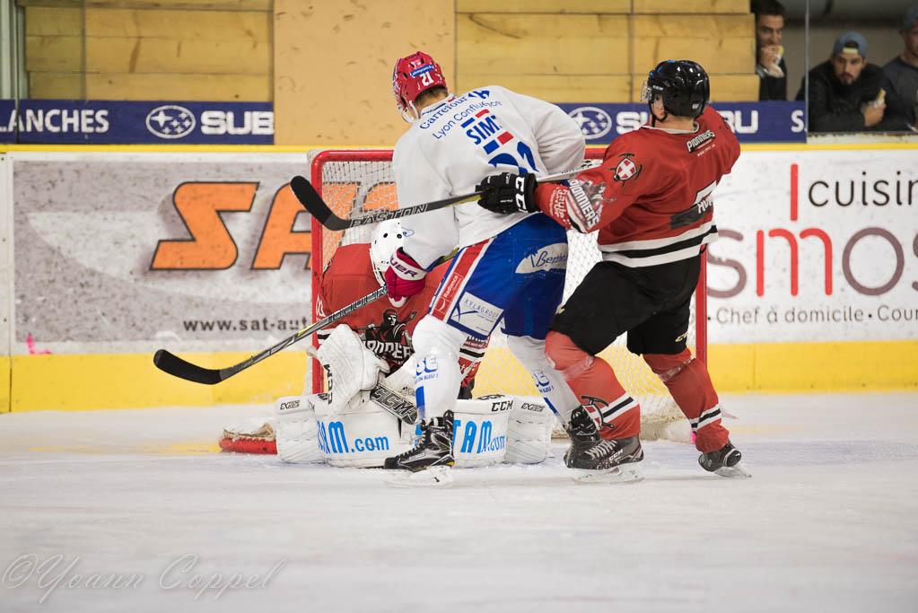 Chamonix  0 - 8 Lyon