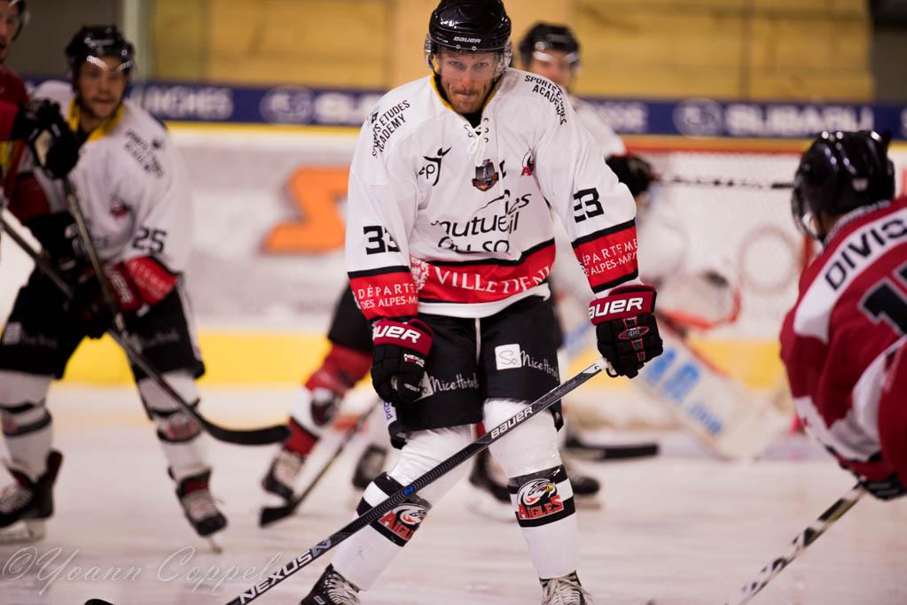 Chamonix  0 - 1 Nice