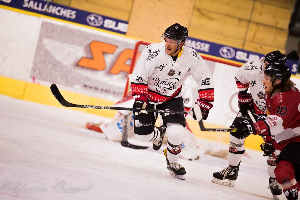 Chamonix  0 - 1 Nice