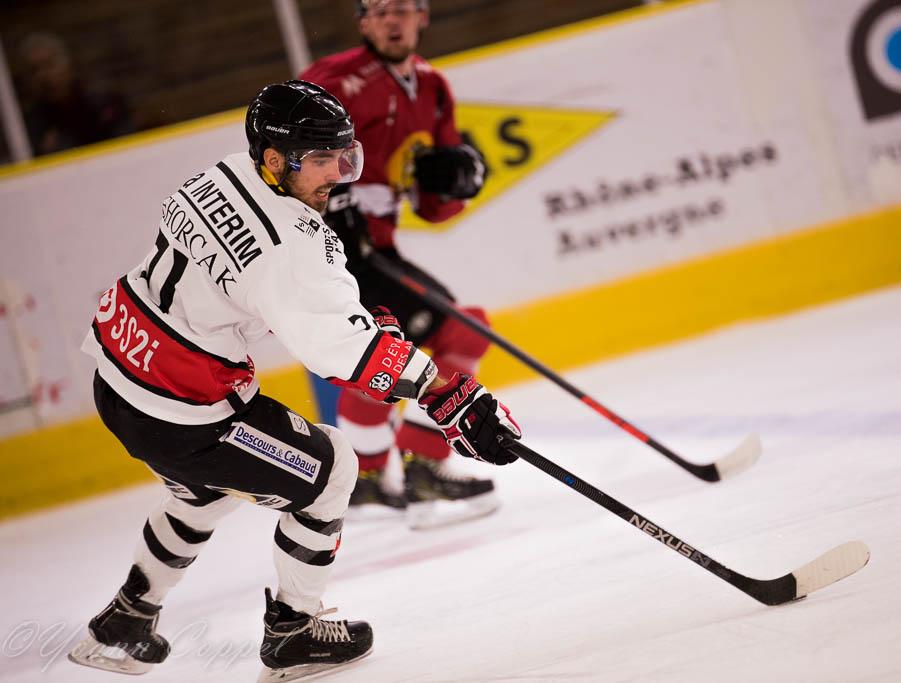 Chamonix  0 - 1 Nice