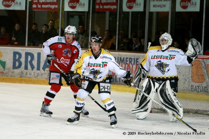 Briançon  4 - 3 Rouen
