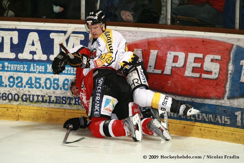 Briançon  4 - 3 Rouen