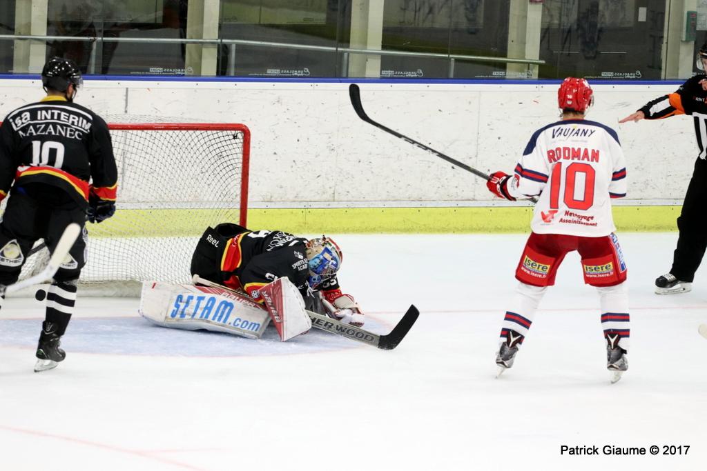 Nice 2 - 4 Grenoble 