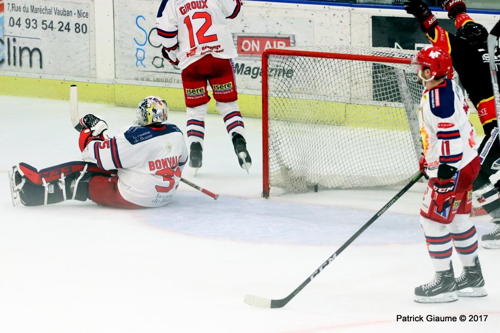 Nice 2 - 4 Grenoble 