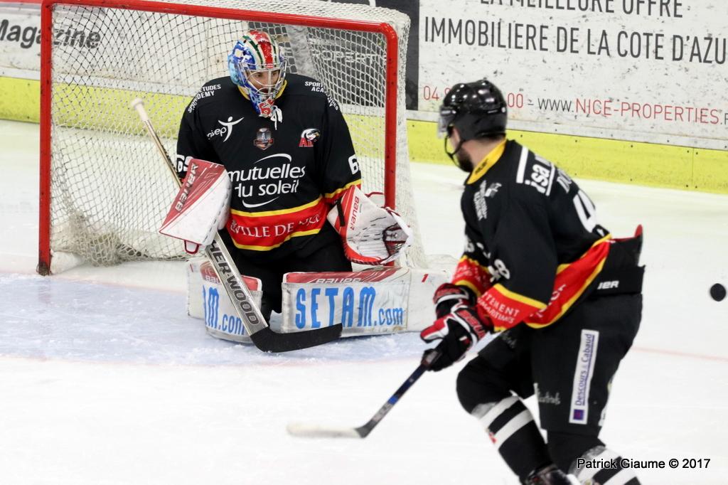 Nice 2 - 4 Grenoble 