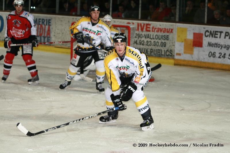 Briançon  4 - 3 Rouen