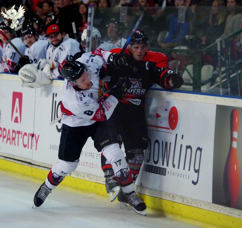 Bordeaux 7 - 1 Chamonix 