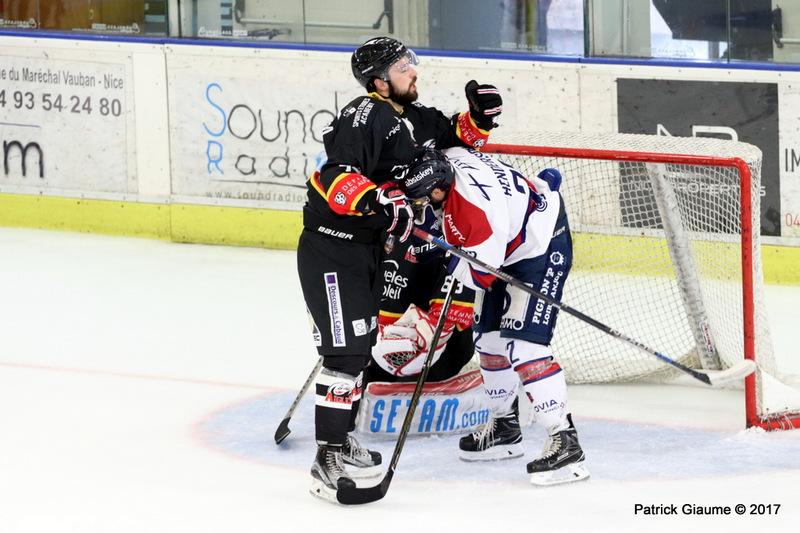 Nice 4 - 3 Angers 