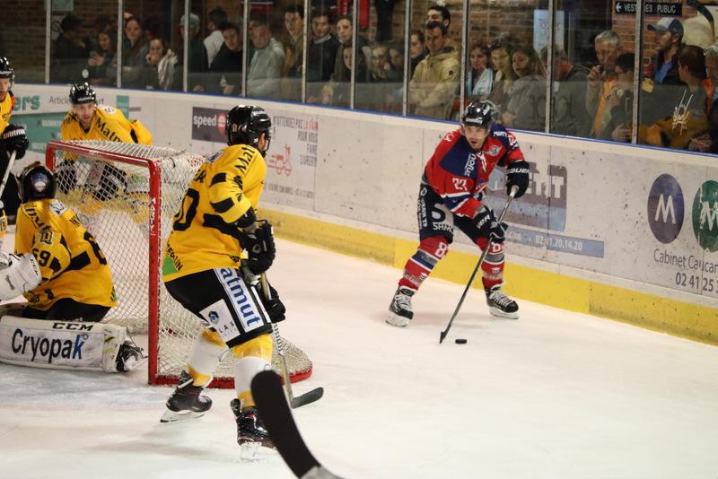 Angers  4 - 5 Rouen