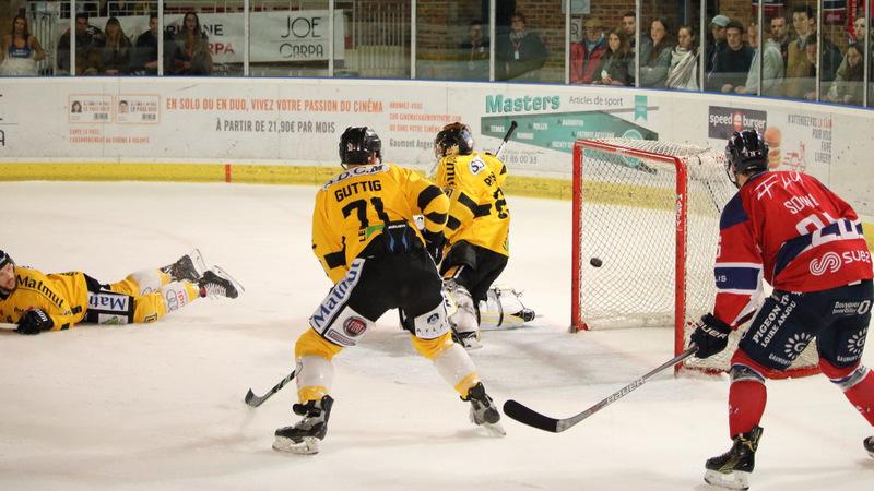 Angers  4 - 5 Rouen
