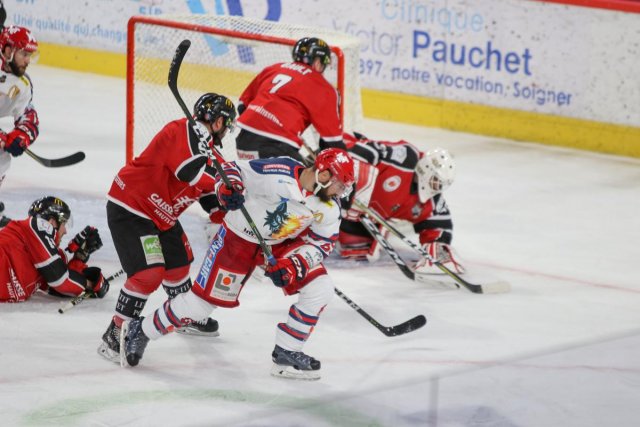 Photo hockey match Amiens  - Grenoble  le 03/10/2017