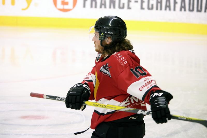 Chamonix  4 - 3 Strasbourg 