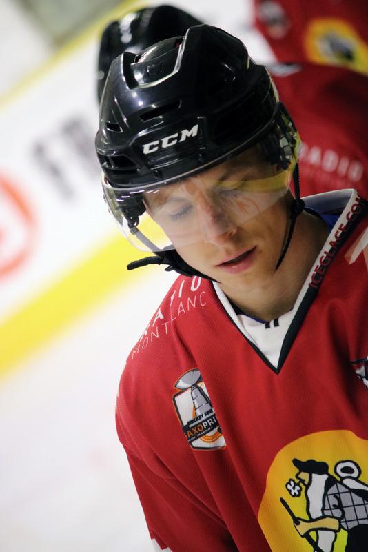 Chamonix  4 - 3 Strasbourg 