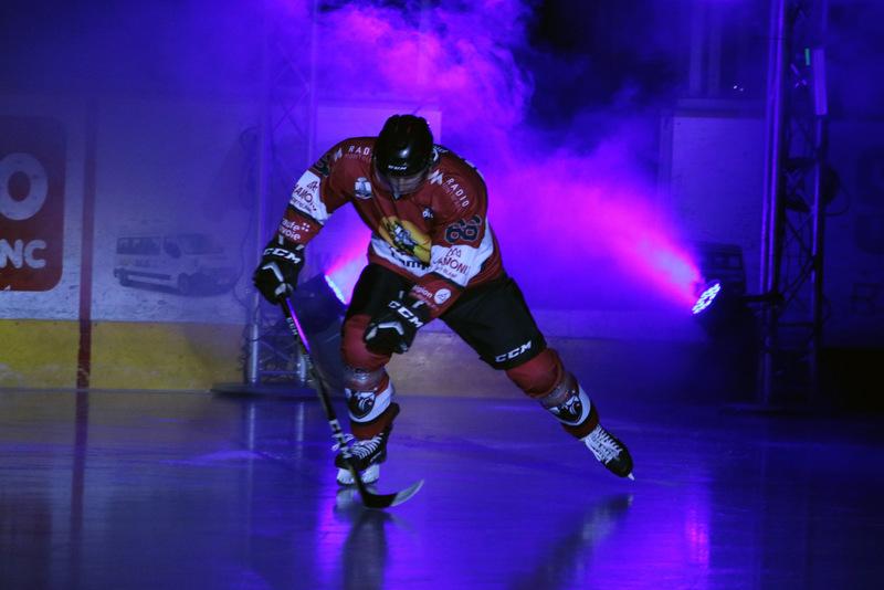 Chamonix  4 - 3 Strasbourg 