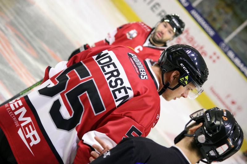Chamonix  4 - 3 Strasbourg 