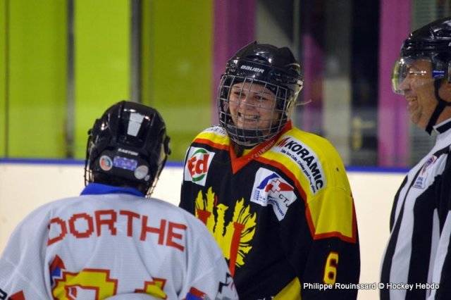 Photo hockey reportage Fem Elite : Besançon tête de liste