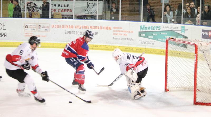 Angers  3 - 2 Chamonix 