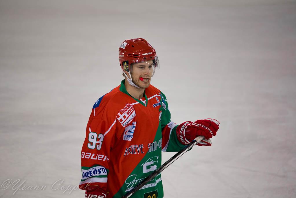 Mont-Blanc 4 - 5 Anglet