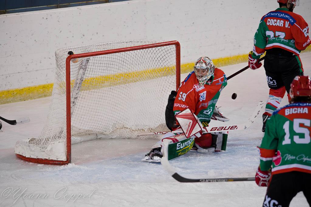 Mont-Blanc 4 - 5 Anglet