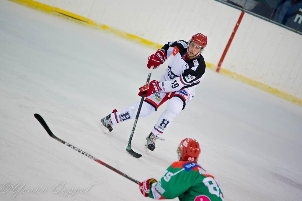 Mont-Blanc 4 - 5 Anglet