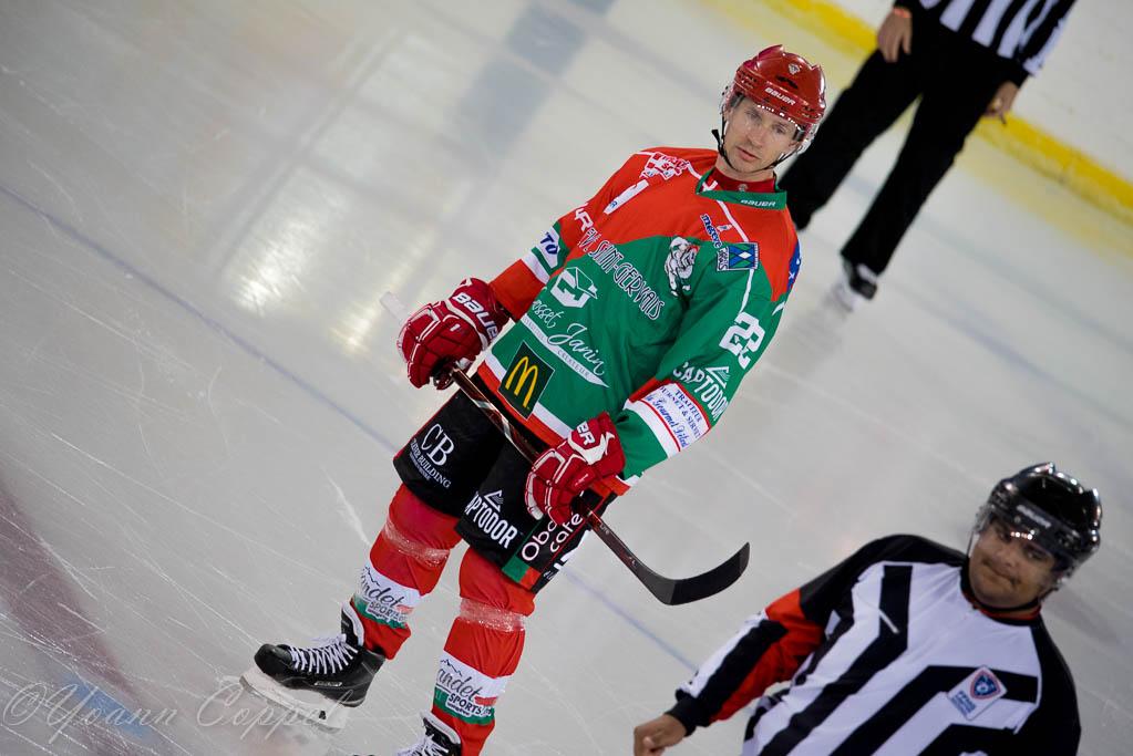 Mont-Blanc 4 - 5 Anglet