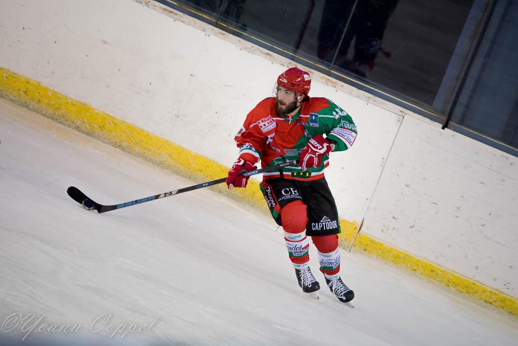Mont-Blanc 4 - 5 Anglet