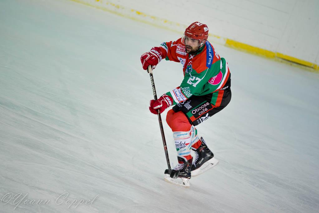 Mont-Blanc 4 - 5 Anglet