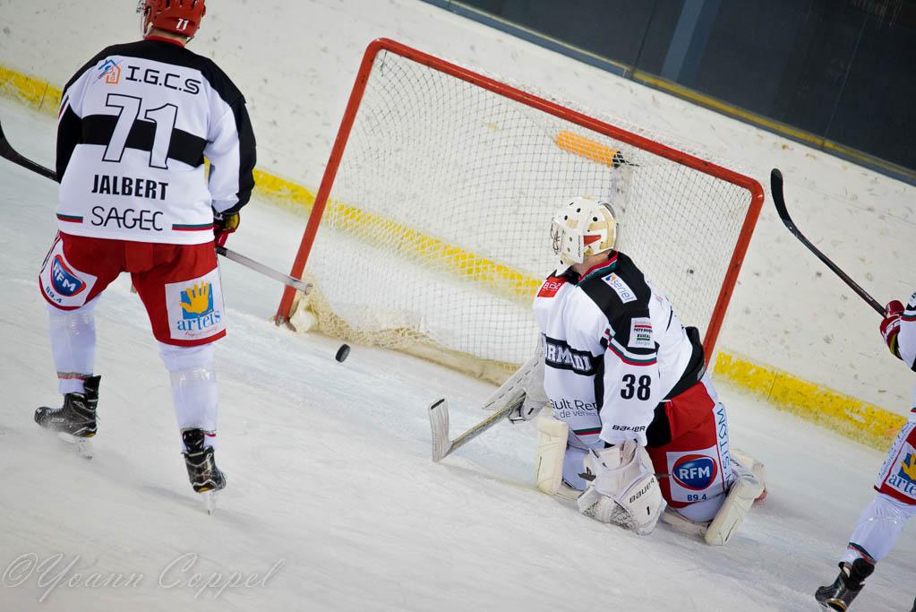 Mont-Blanc 4 - 5 Anglet