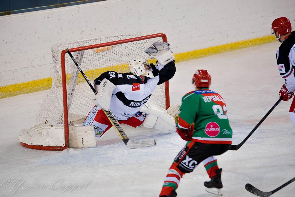 Mont-Blanc 4 - 5 Anglet