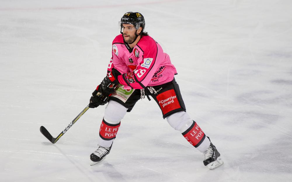 Amiens  3 - 0 Chamonix 