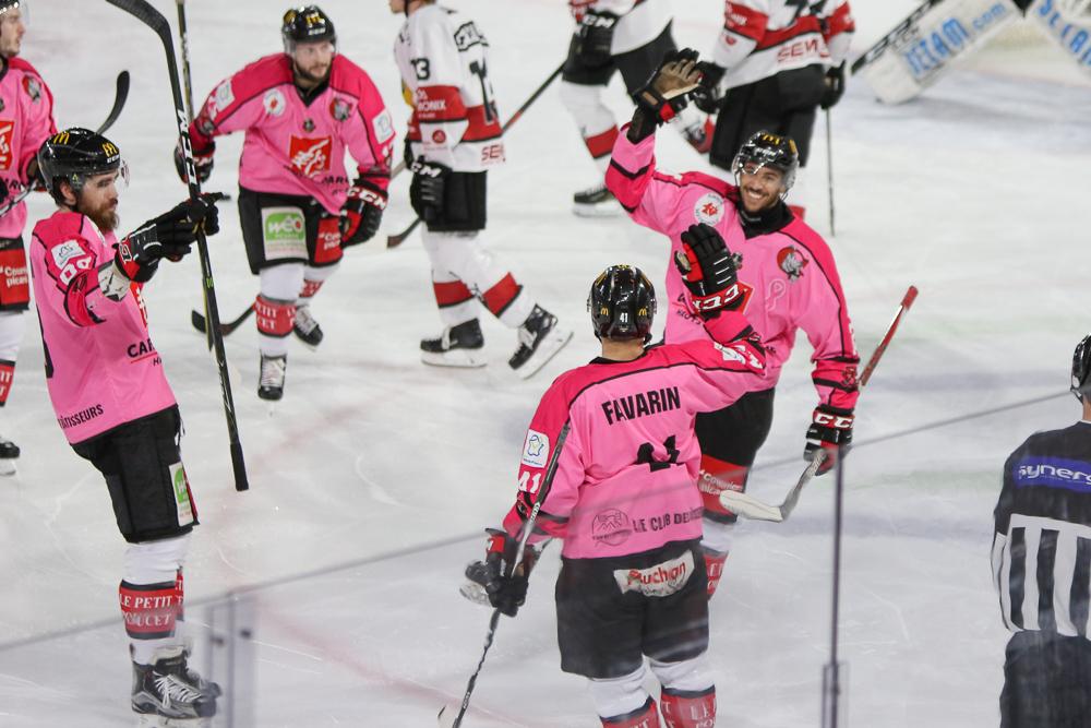 Amiens  3 - 0 Chamonix 