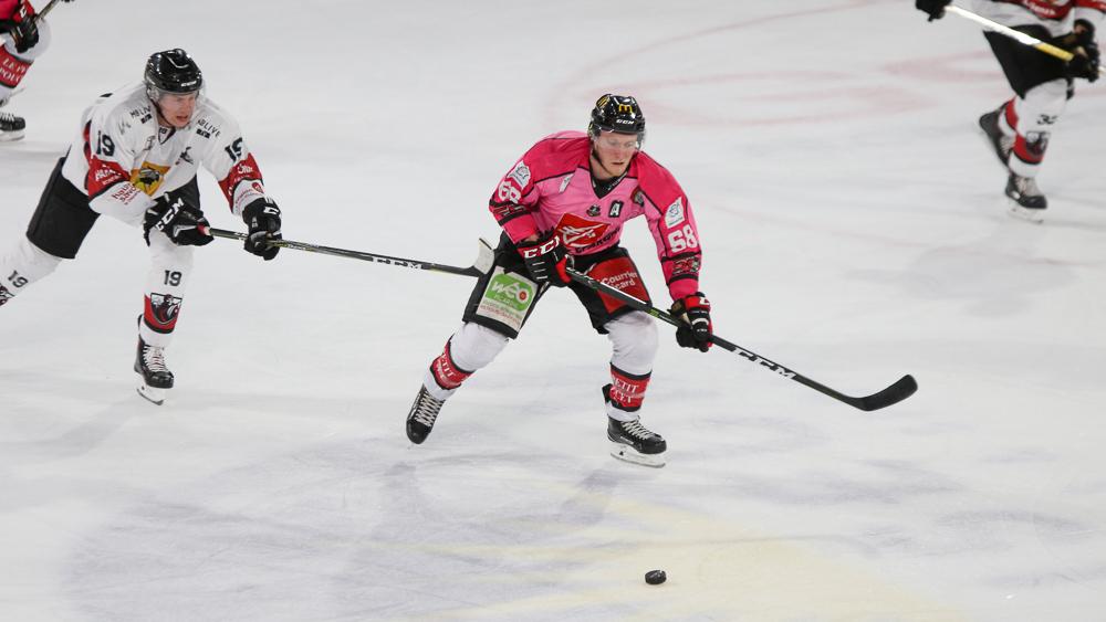 Amiens  3 - 0 Chamonix 