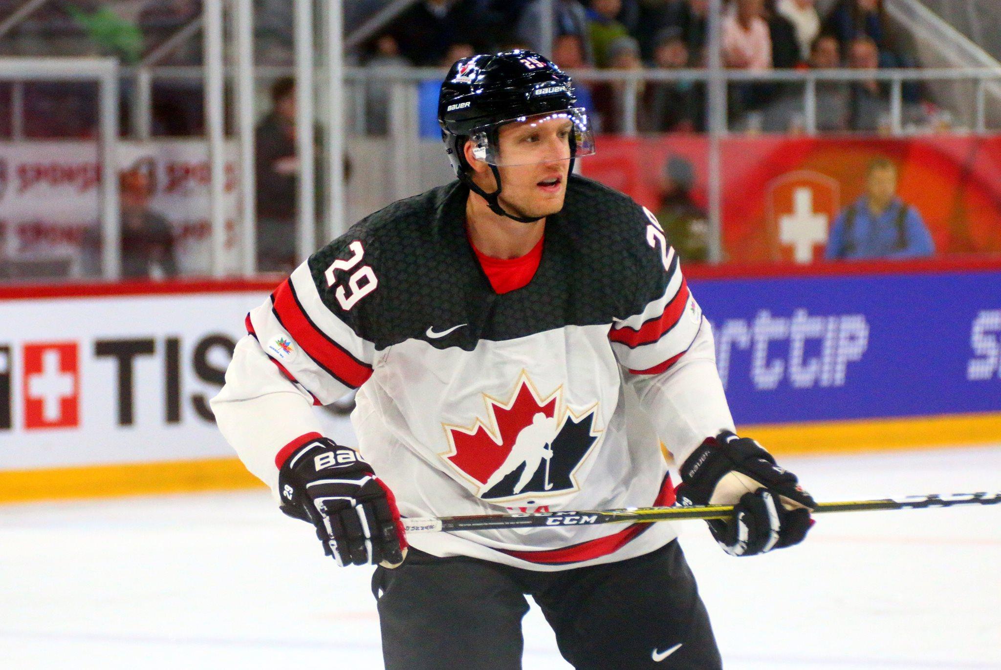 Switzerland 2 - 3 Canada