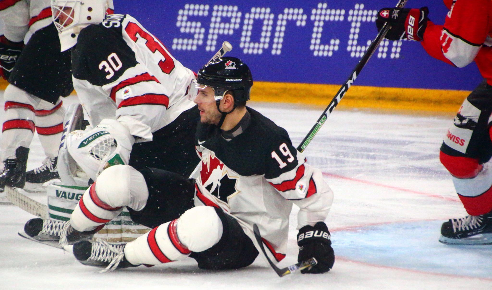 Switzerland 2 - 3 Canada