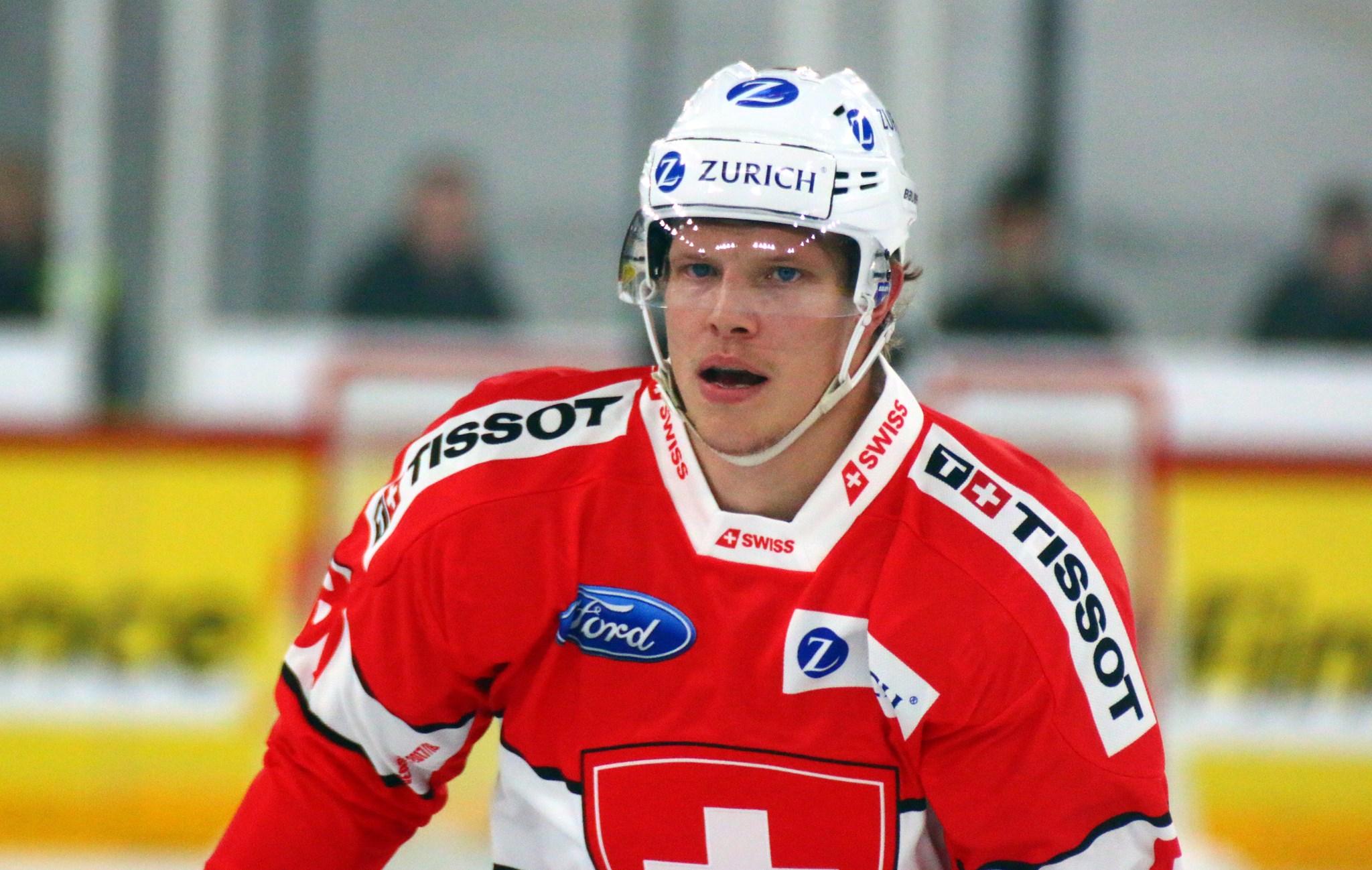 Switzerland 2 - 3 Canada